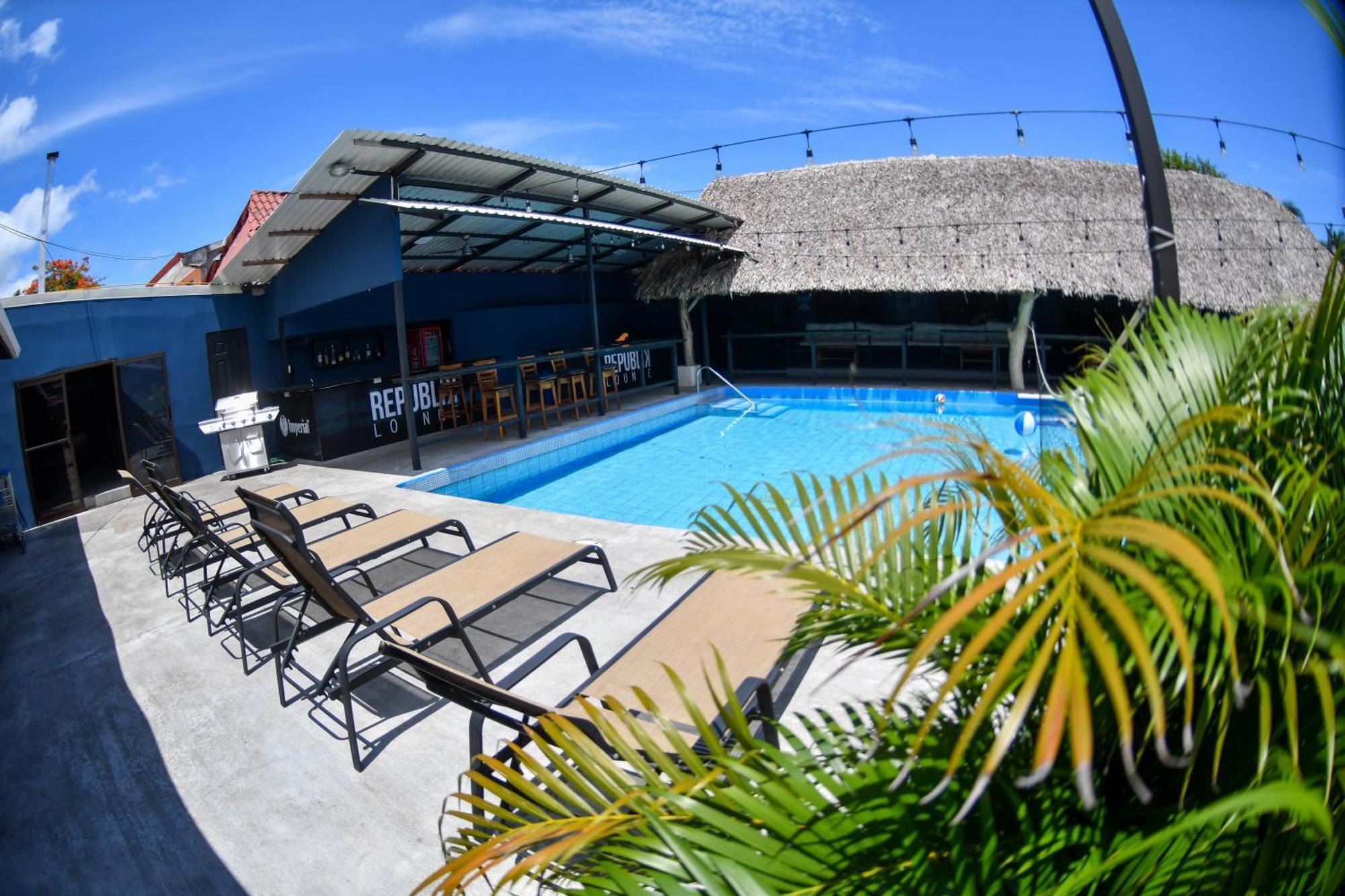 Republik Hotel, Bistro And Nightclub On Site Jacó Exteriér fotografie